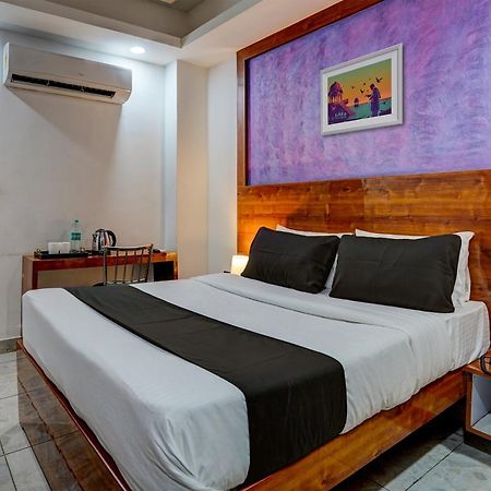Hotel Hight Krone A Family Hotel Near Igi Airport Delhi Neu-Delhi Exterior foto
